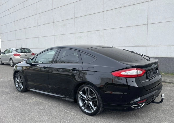 Ford Mondeo cena 78900 przebieg: 104000, rok produkcji 2019 z Czarnków małe 781